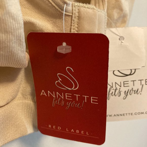 Annette Seamless Bra Size M-L Color Beige Non-Wire Canelle Style Razorback NWT - Picture 7 of 8